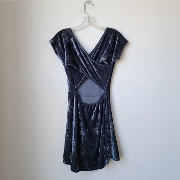 Forever 21 Steel Blue Velvet Velour Criss Cross Back Swing Dress Size Small - Picture 1 of 10
